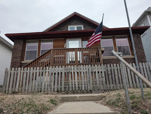$159,900 | 937 25th Street, Moline, IL 61265