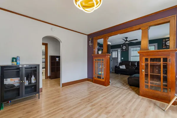 $164,900 | 937 25th Street, Moline, IL 61265