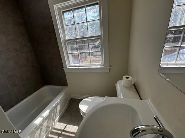 $199,900 | 32 Gates Avenue, Fort Edward, NY 12828