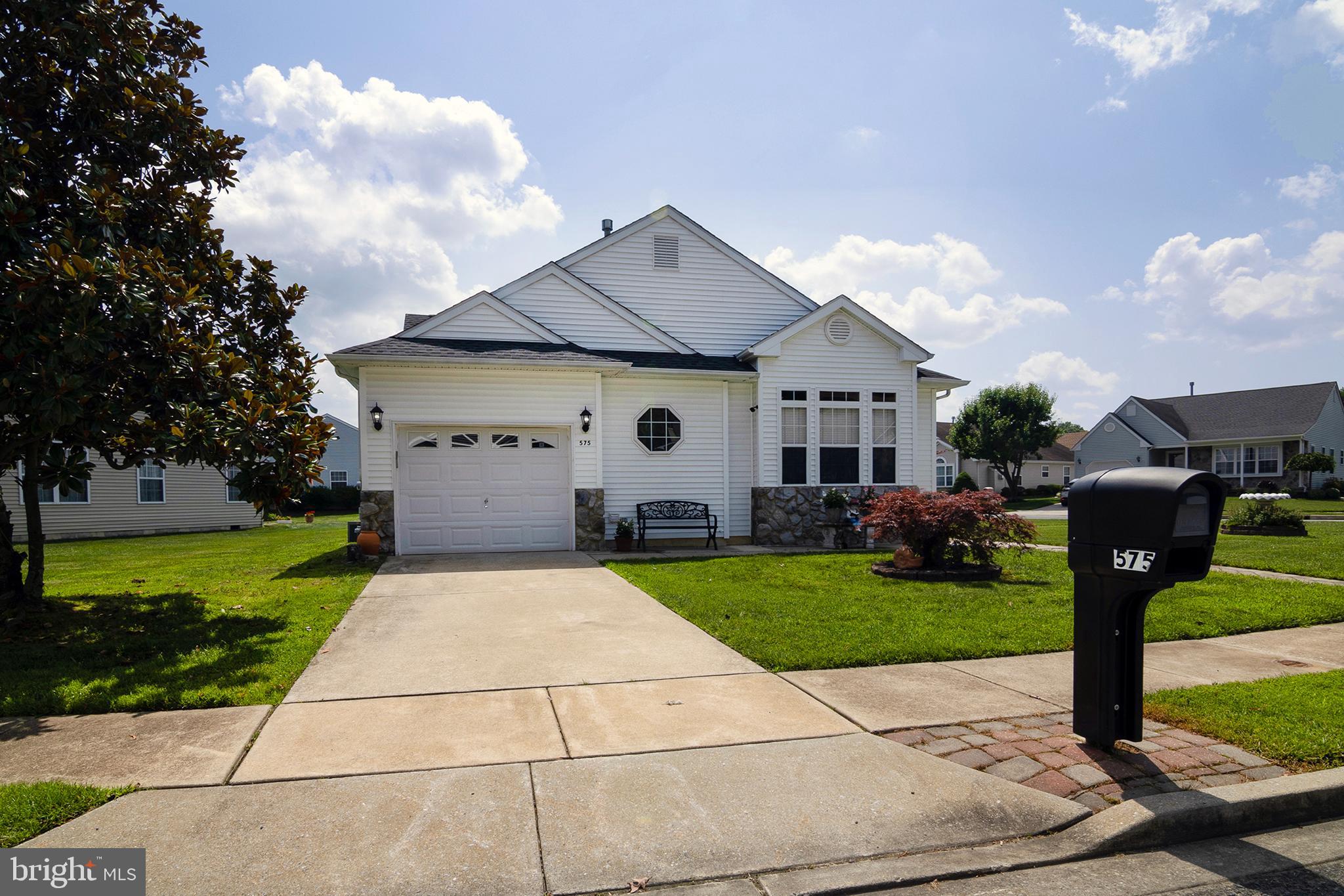 575 Riviera Drive Williamstown, NJ 08094 - Photo 1 of 46 Exterior Front