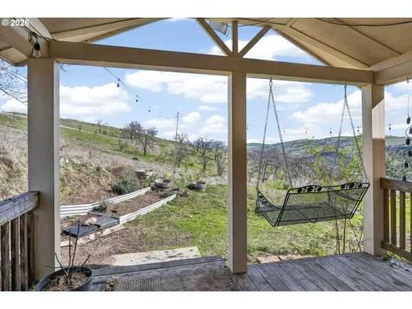 $4,875,000 | 3475 3 Mile County Road, The Dalles, OR 97058