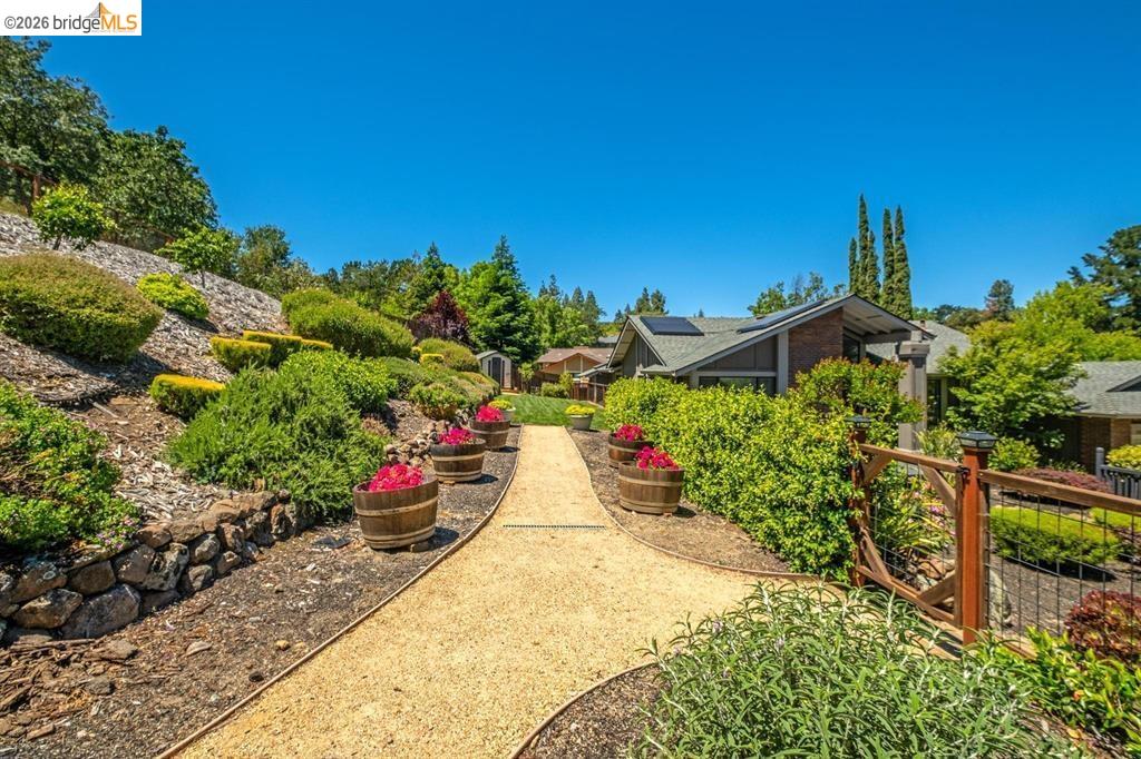 1431 Huston Road Walnut Creek, CA 94597 - Photo 3 of 22