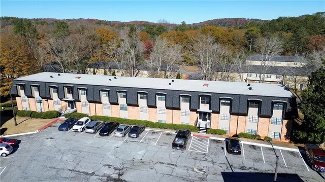 $2,850,000 | 375 Winding River Drive, Atlanta, GA 30350