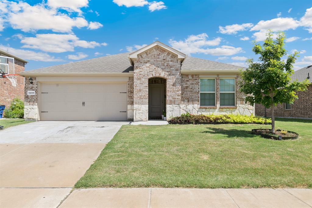 6233 Ballenger Road Aubrey, TX 76227 - Photo 2 of 37 Gallery Image 2