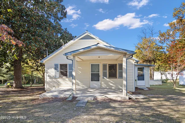 $139,500 | 663 Possum Holler Road, Eagle Springs, NC 27242