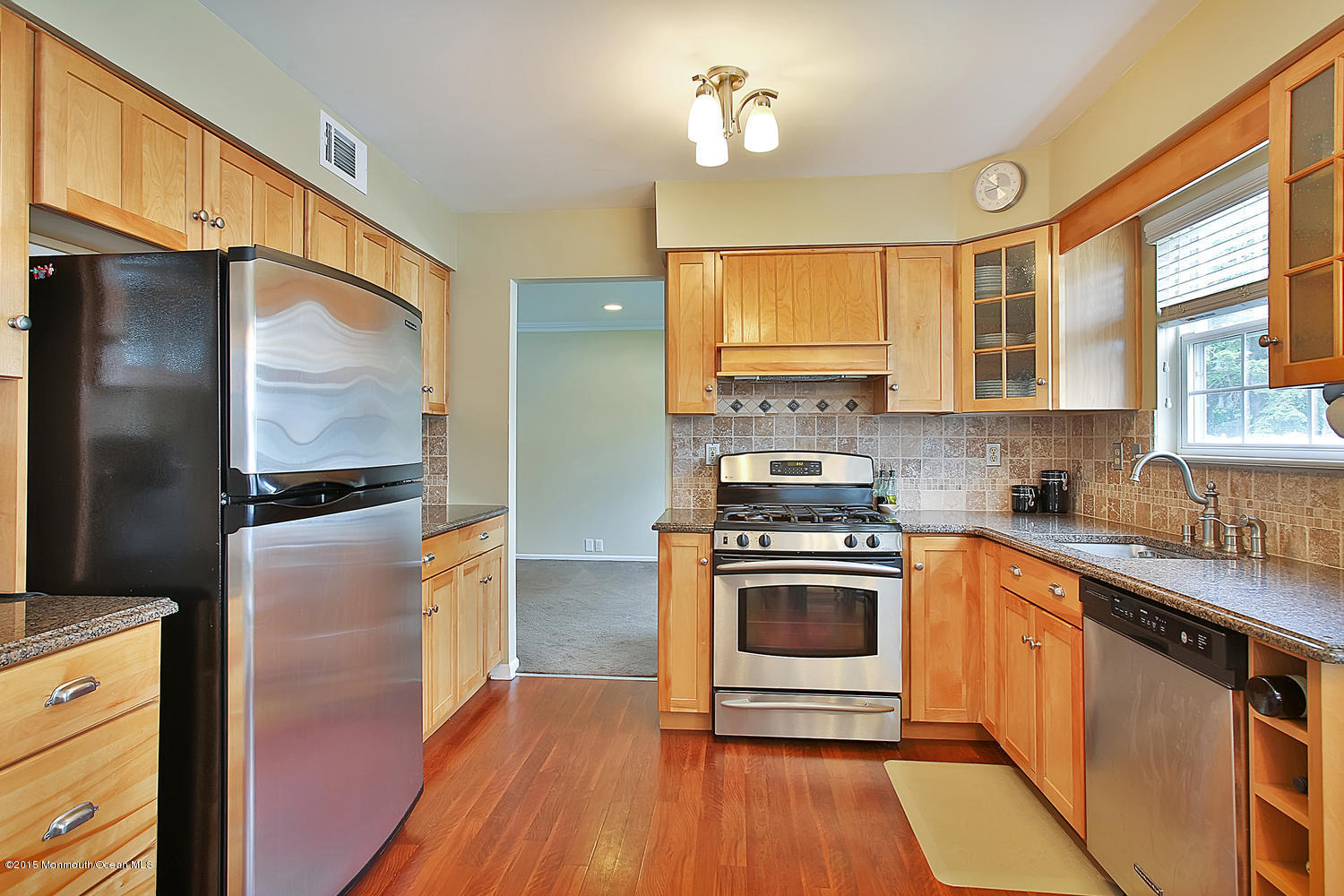 8 Brady Road Shrewsbury, NJ 07702 - Photo 3 of 13 KITCHEN