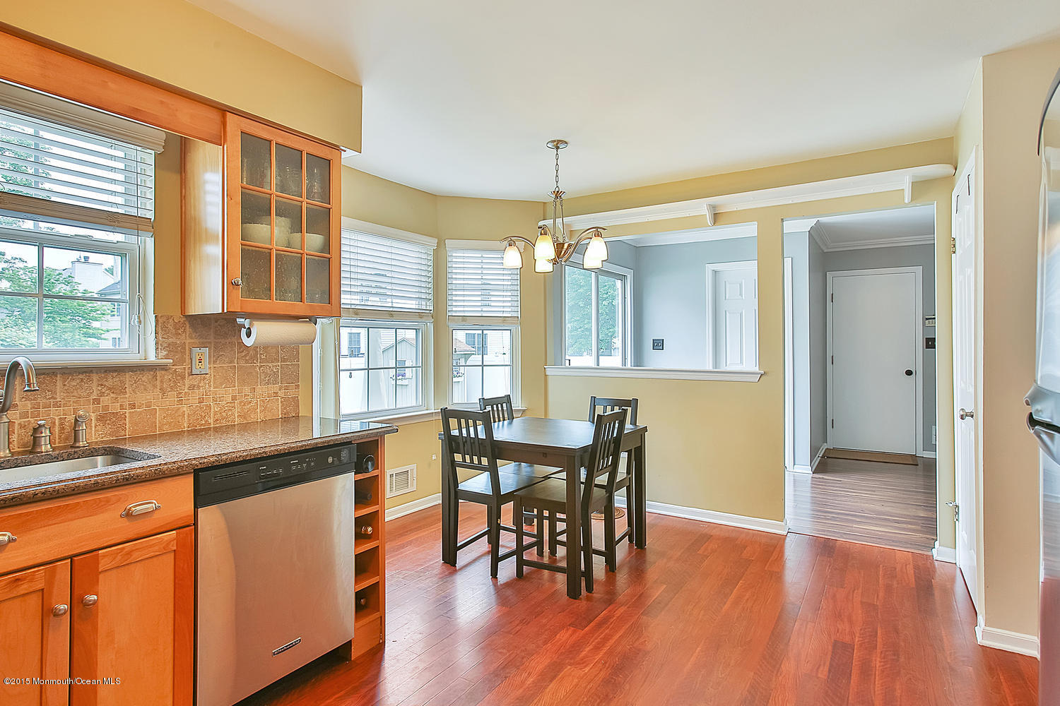 8 Brady Road Shrewsbury, NJ 07702 - Photo 4 of 13 BREAKFAST AREA