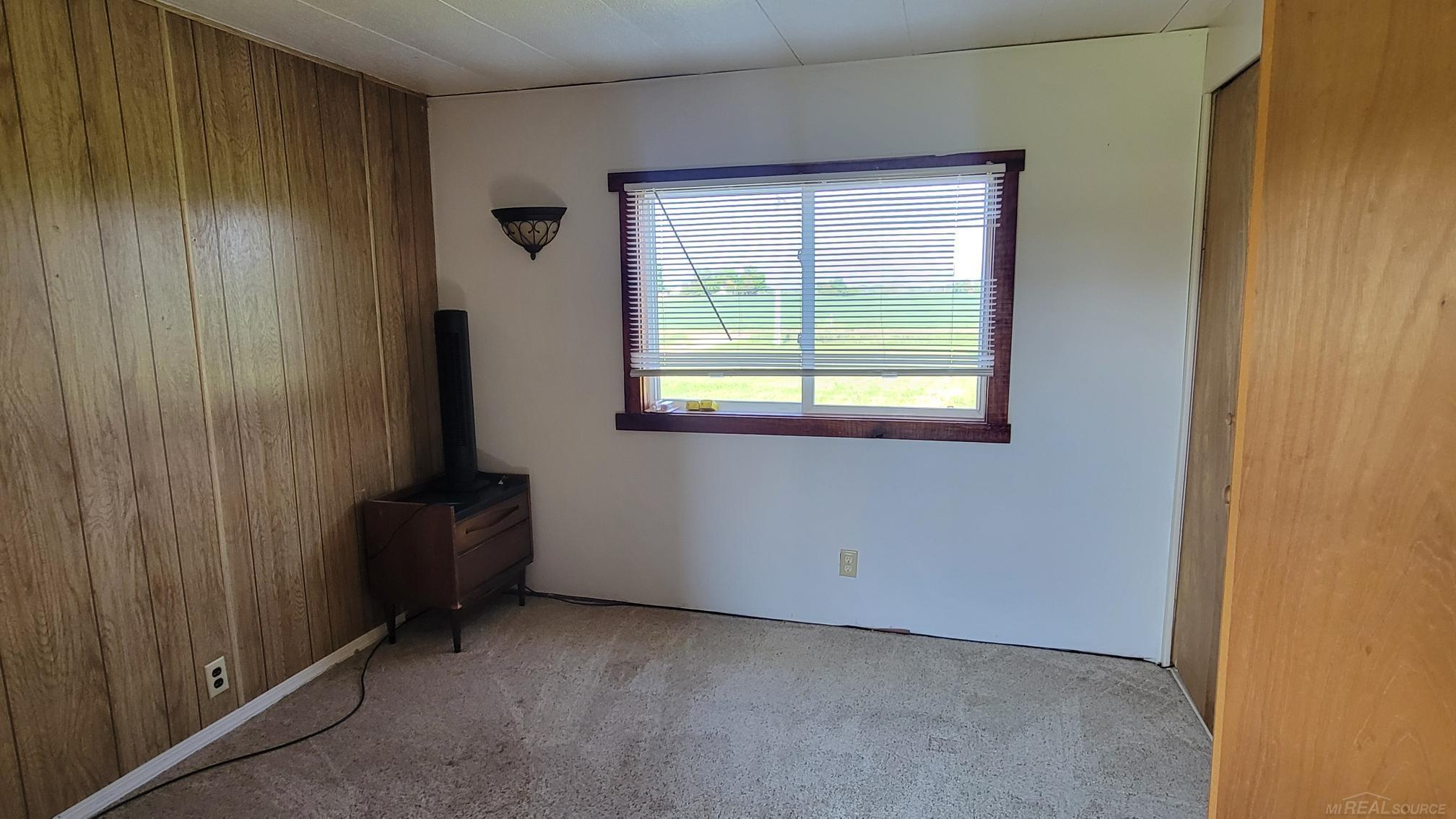 2538 Harneck Road Applegate, MI 48401 - Photo 6 of 12