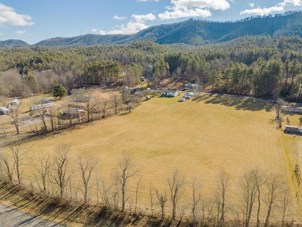 2247 Hunting Camp Road Bastian, VA 24314 - Photo 55 of 71 Gallery Image 55