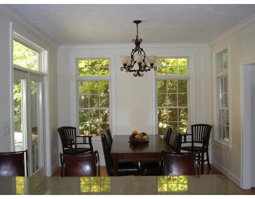 7 Chestnut Lane, Unit 14 Lexington, MA 02421 - Photo 1 of 10 Gallery Image 1