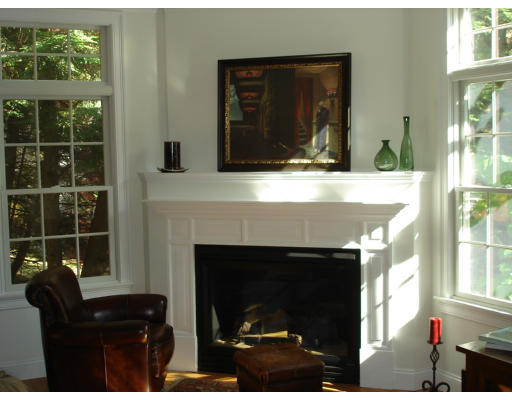 7 Chestnut Lane, Unit 14 Lexington, MA 02421 - Photo 4 of 10 Gallery Image 4