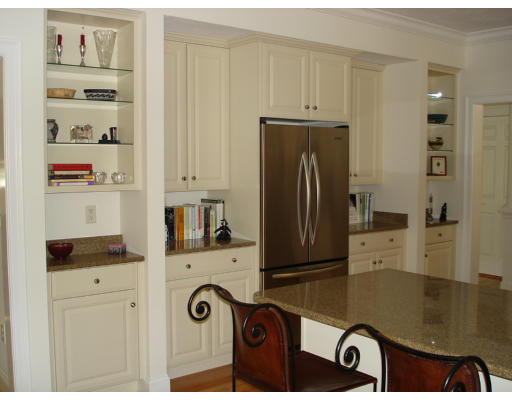 7 Chestnut Lane, Unit 14 Lexington, MA 02421 - Photo 5 of 10 Gallery Image 5