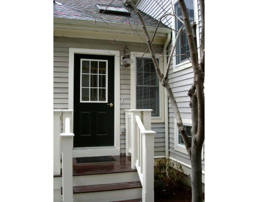7 Chestnut Lane, Unit 14 Lexington, MA 02421 - Photo 9 of 10 Gallery Image 9