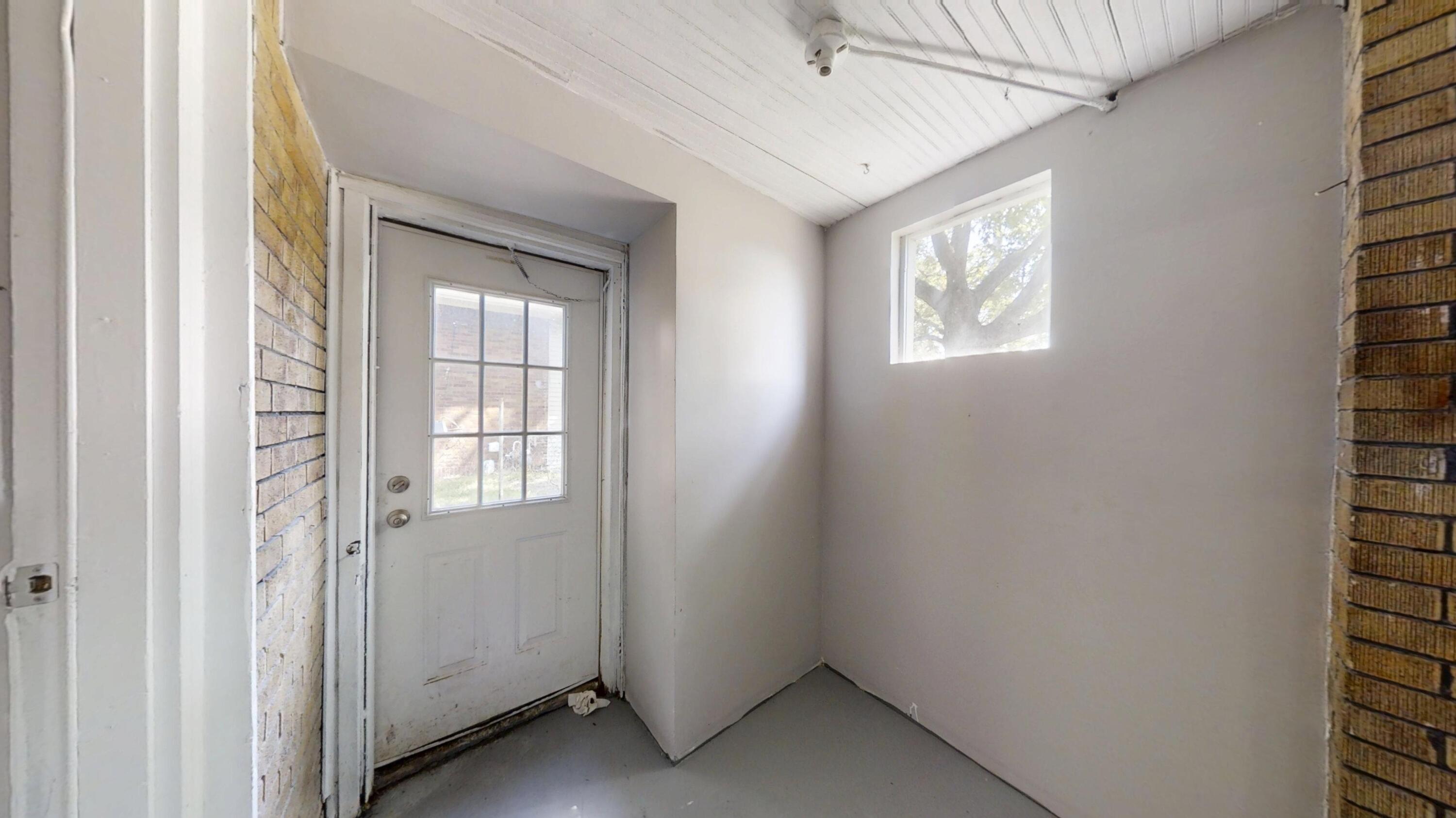 323 Garfield Street Gary, IN 46404 - Photo 15 of 47 3000x1687