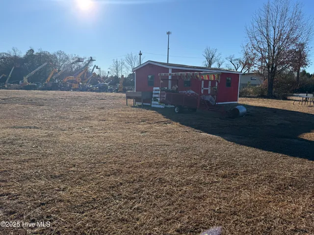 $1,200 | 5339 Highway 11, Winterville, NC 28590