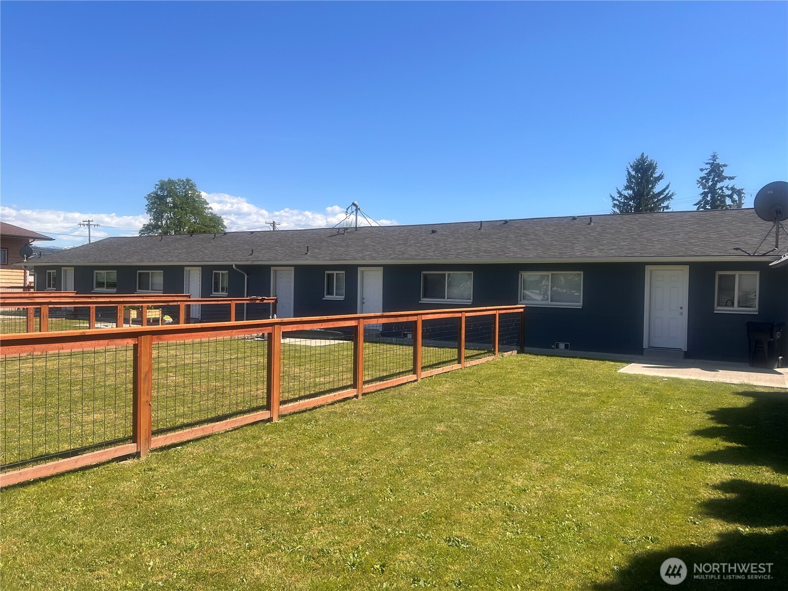 124 Mitchell Street Sumas, WA 98295 - Photo 33 of 36