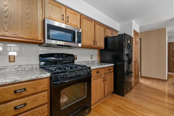 $264,900 | 1274 West 18th Avenue, Oshkosh, WI 54902