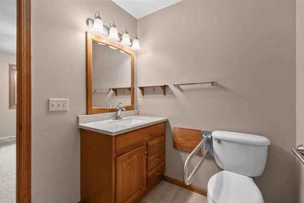 $264,900 | 1274 West 18th Avenue, Oshkosh, WI 54902