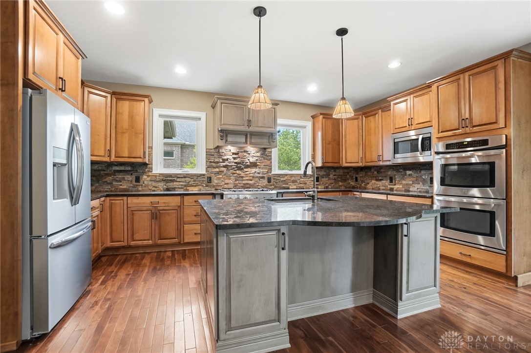 10989 Cold Spring Drive Dayton, OH 45458 - Photo 15 of 92