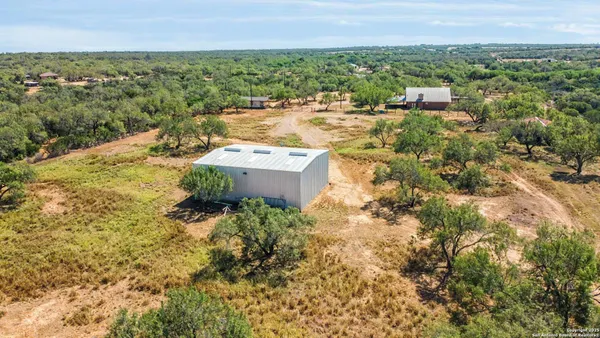 $1,500,000 | 20757 Highway 83, Laredo, TX 78045