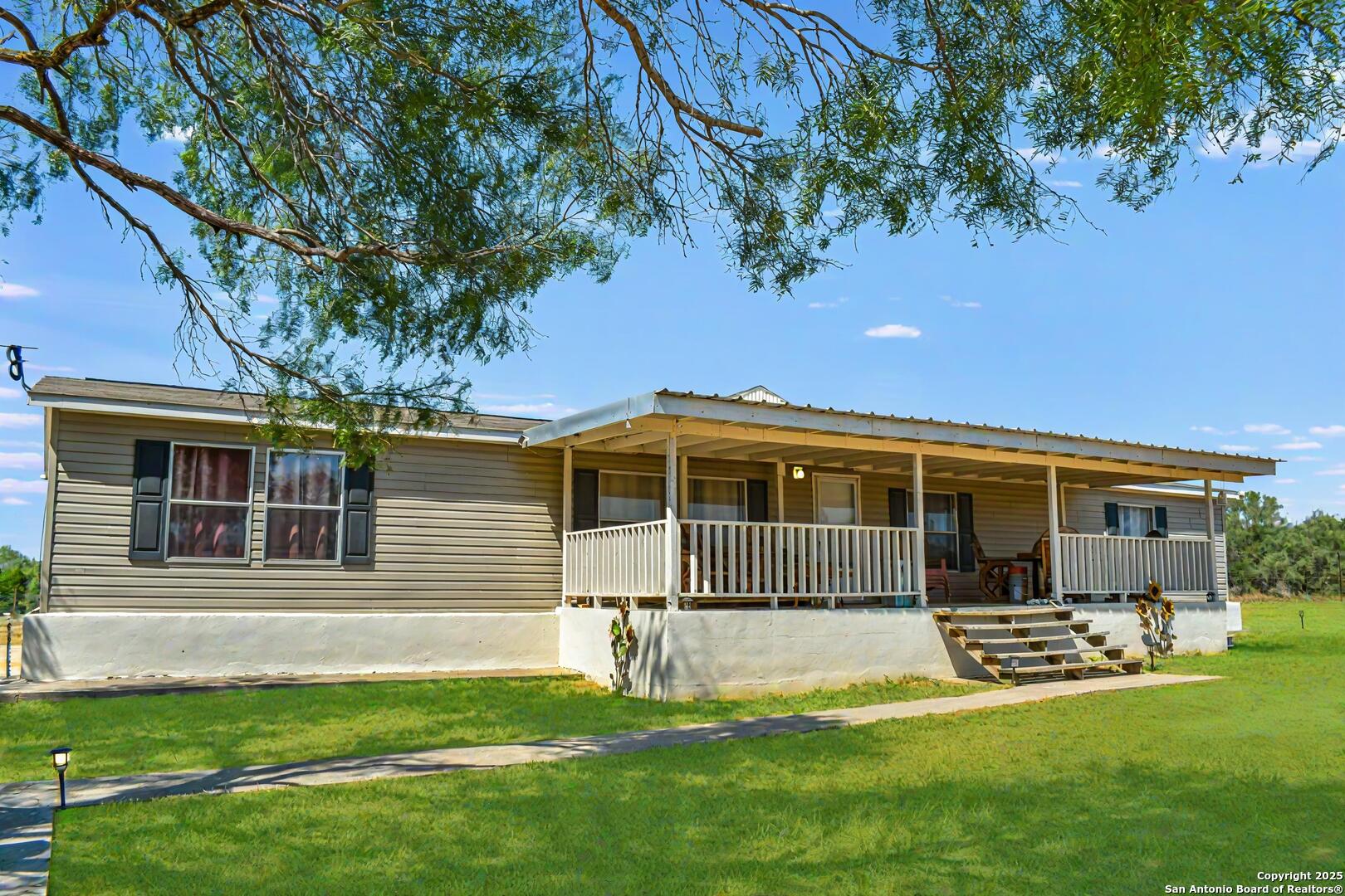 20757 Highway 83 Laredo, TX 78045 - Photo 6 of 17