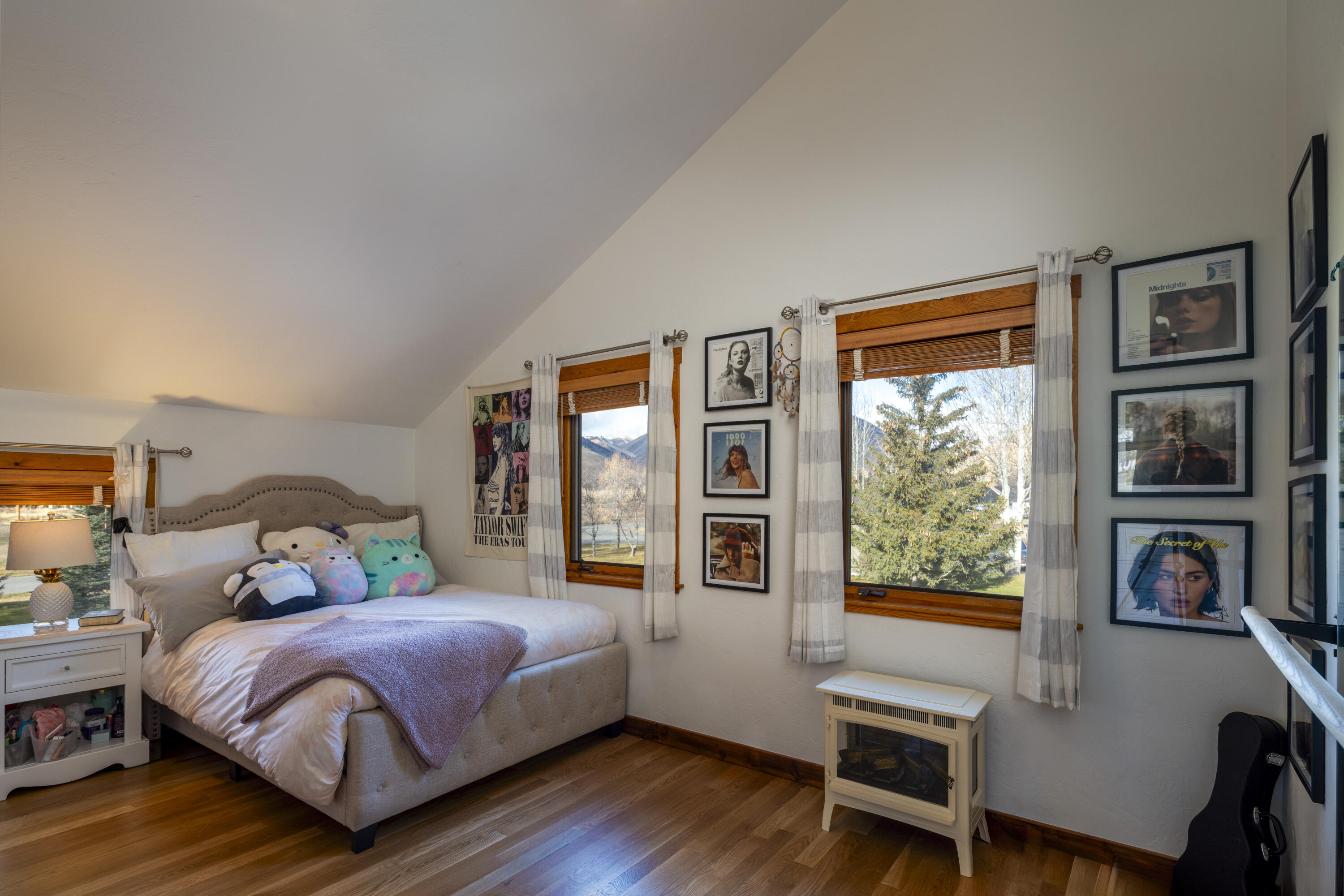 102 Larkspur Road Blaine County, ID 83333 - Photo 23 of 31 Guest Bedroom 1
