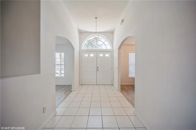 a view of entryway with front door