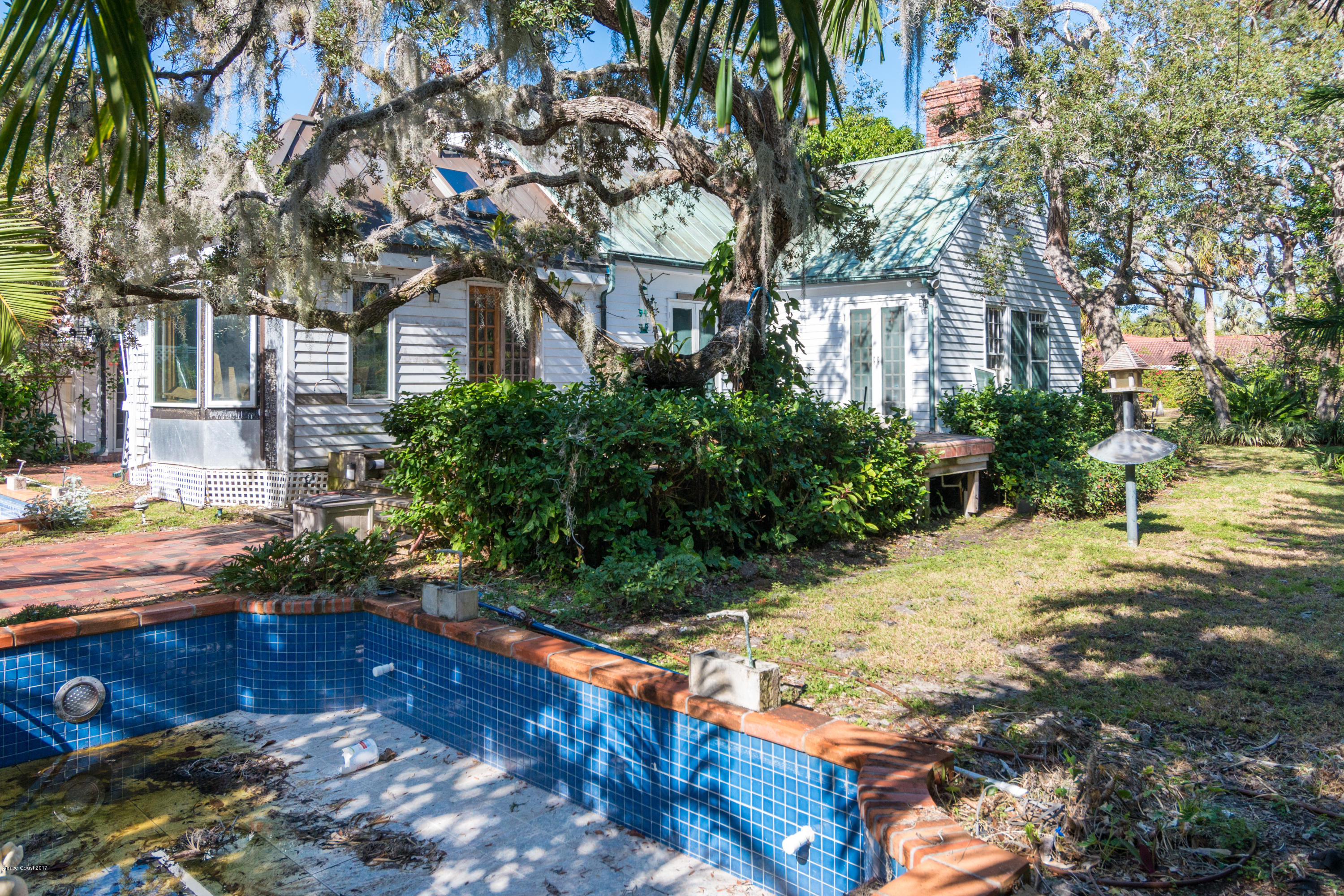 915 South Riverside Drive Indialantic, FL 32903 - Photo 23 of 30 large-24