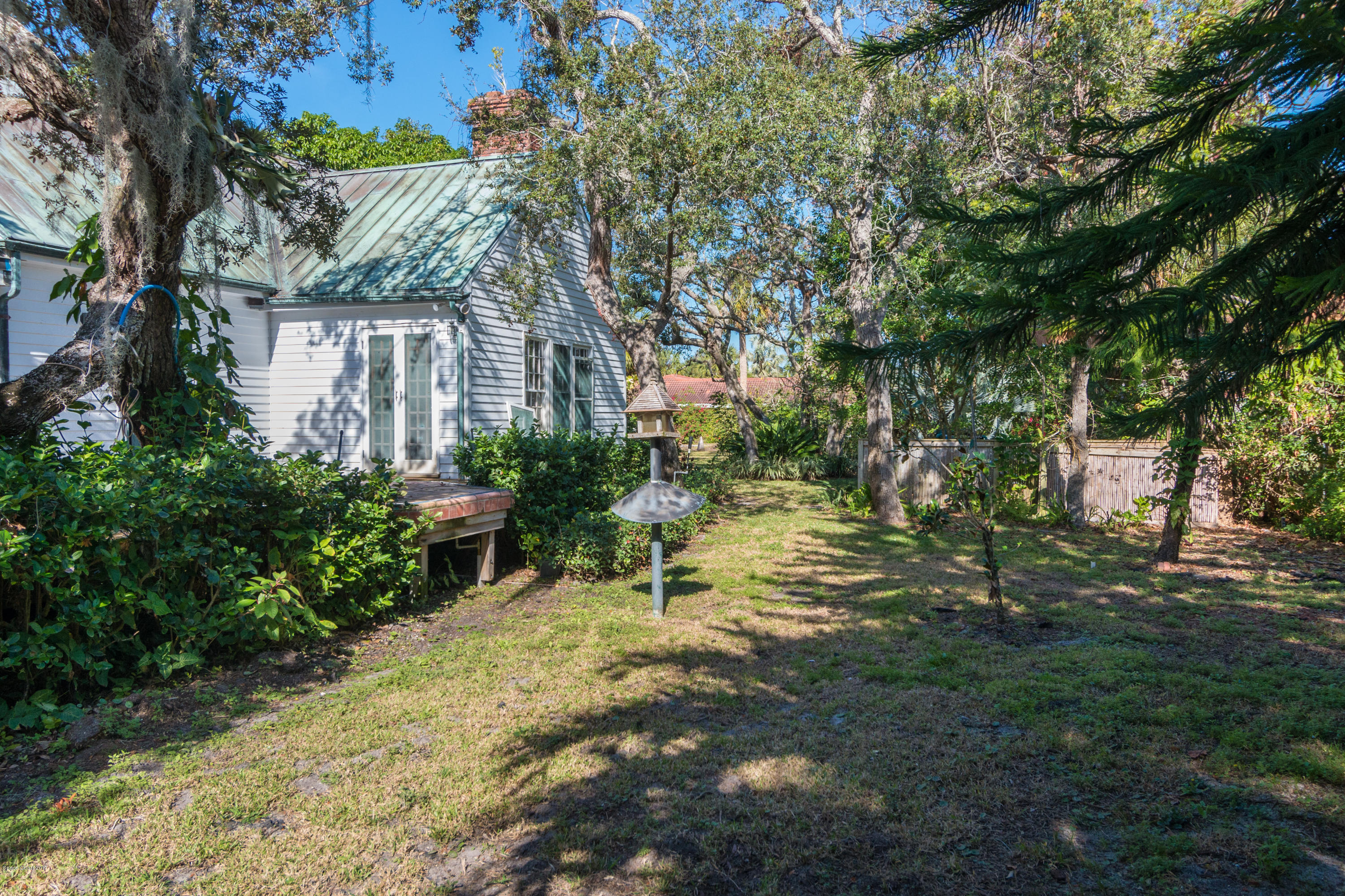 915 South Riverside Drive Indialantic, FL 32903 - Photo 24 of 30 large-25