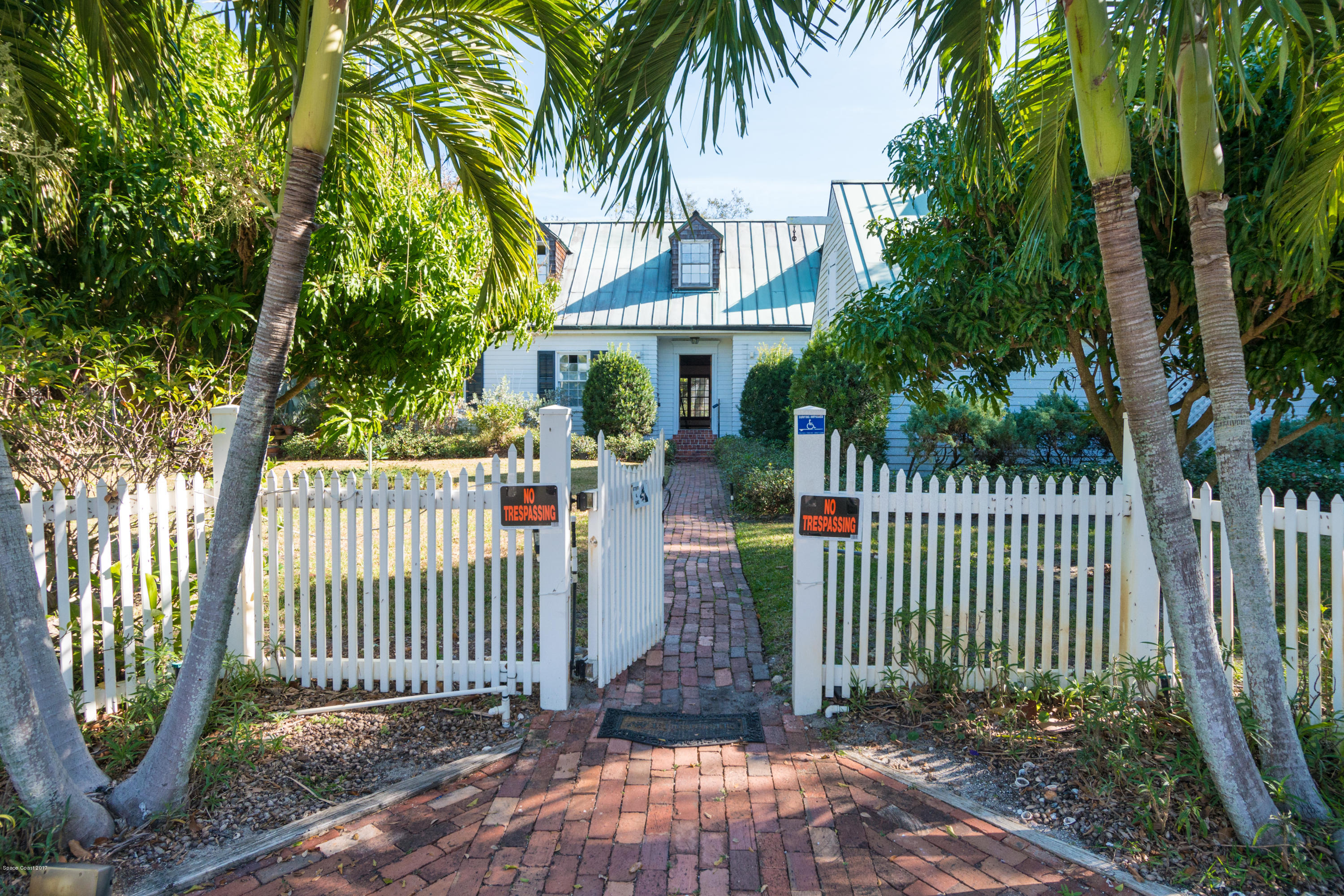 915 South Riverside Drive Indialantic, FL 32903 - Photo 29 of 30 large-30