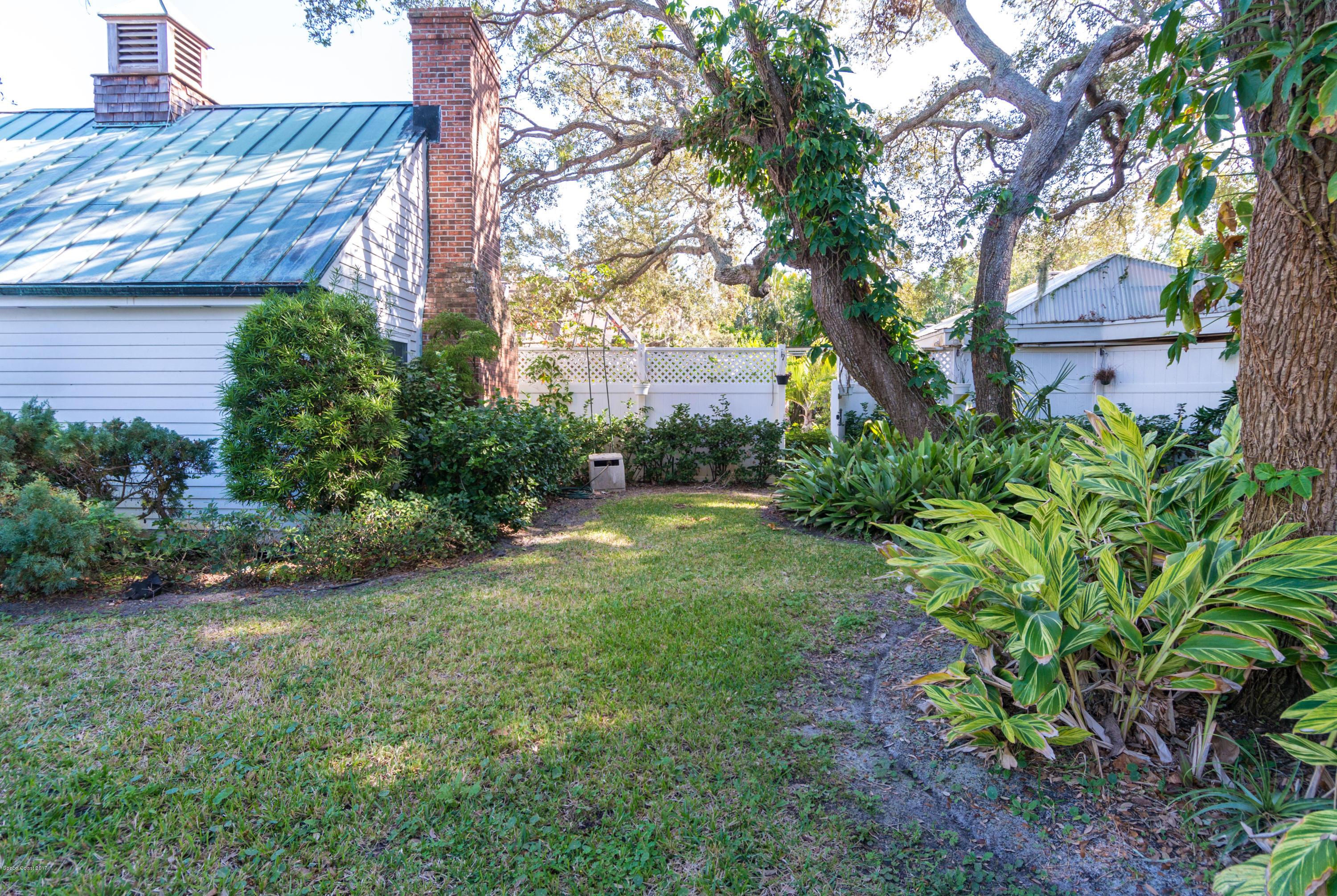 915 South Riverside Drive Indialantic, FL 32903 - Photo 30 of 30 large-31
