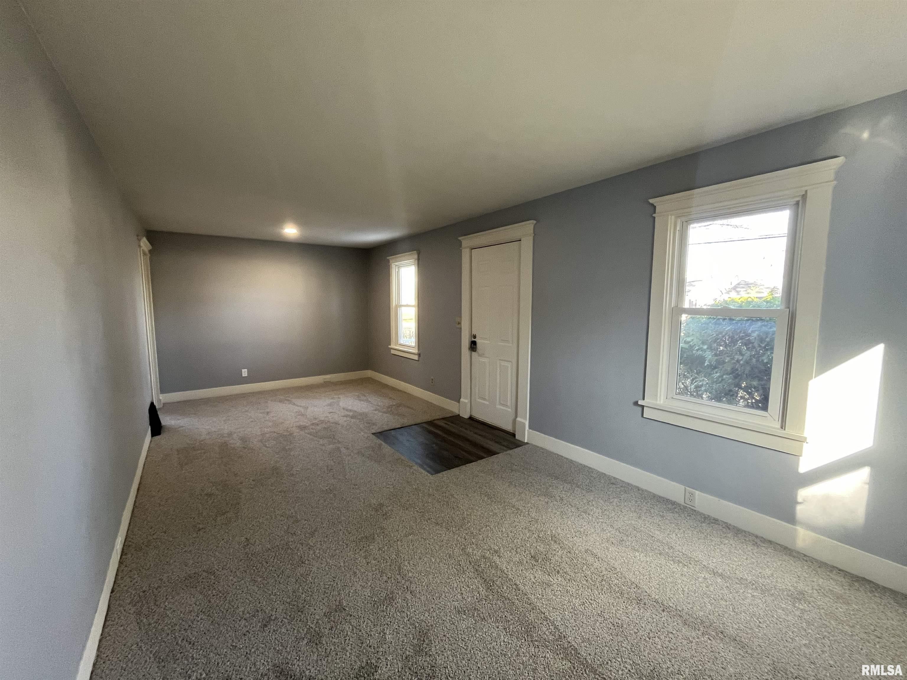 3205 39th Street Moline, IL 61265 - Photo 5 of 10 Gallery Image 5