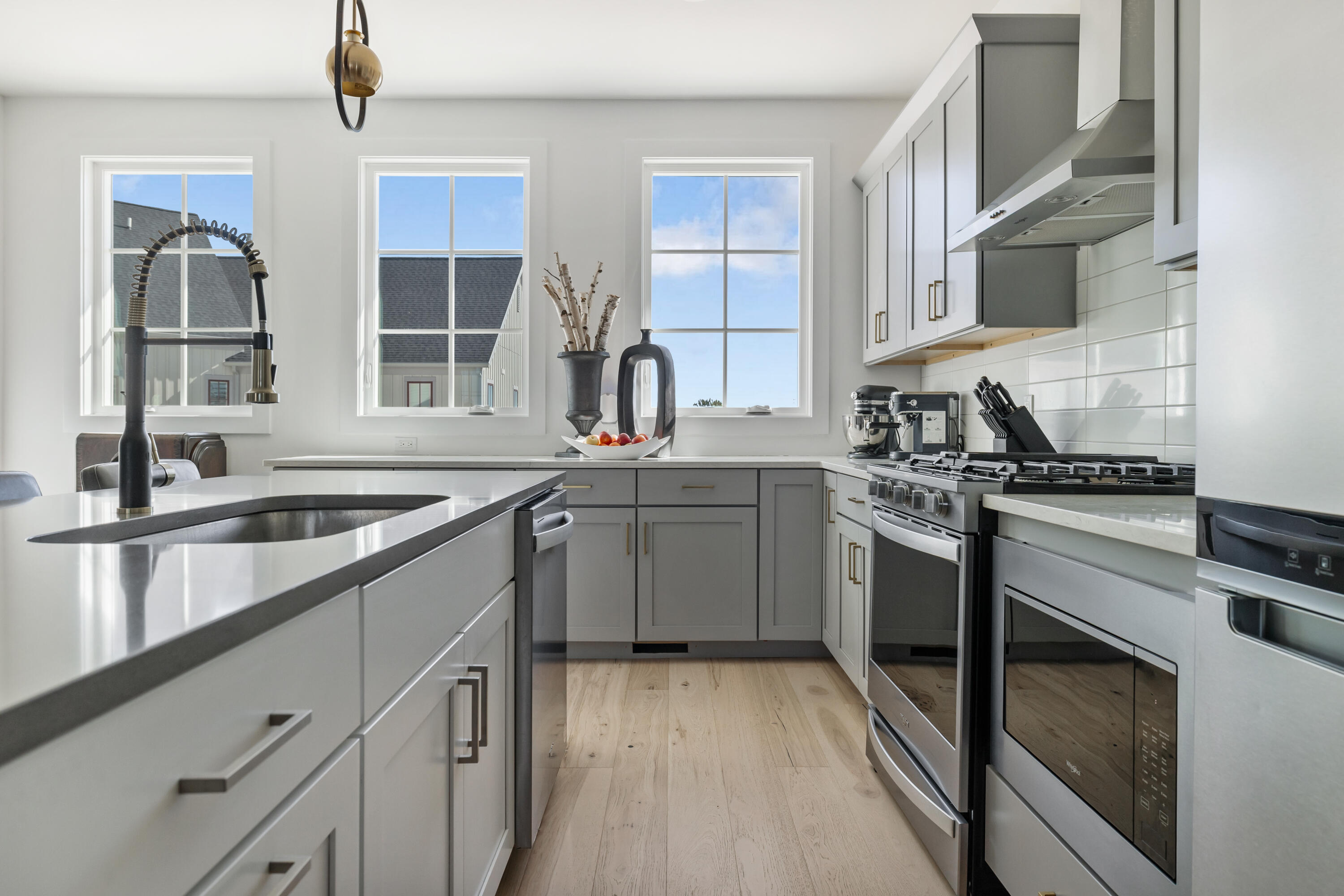 144 Mariners Cove St. Joseph, MI 49085 - Photo 18 of 49 033-EK2A8947