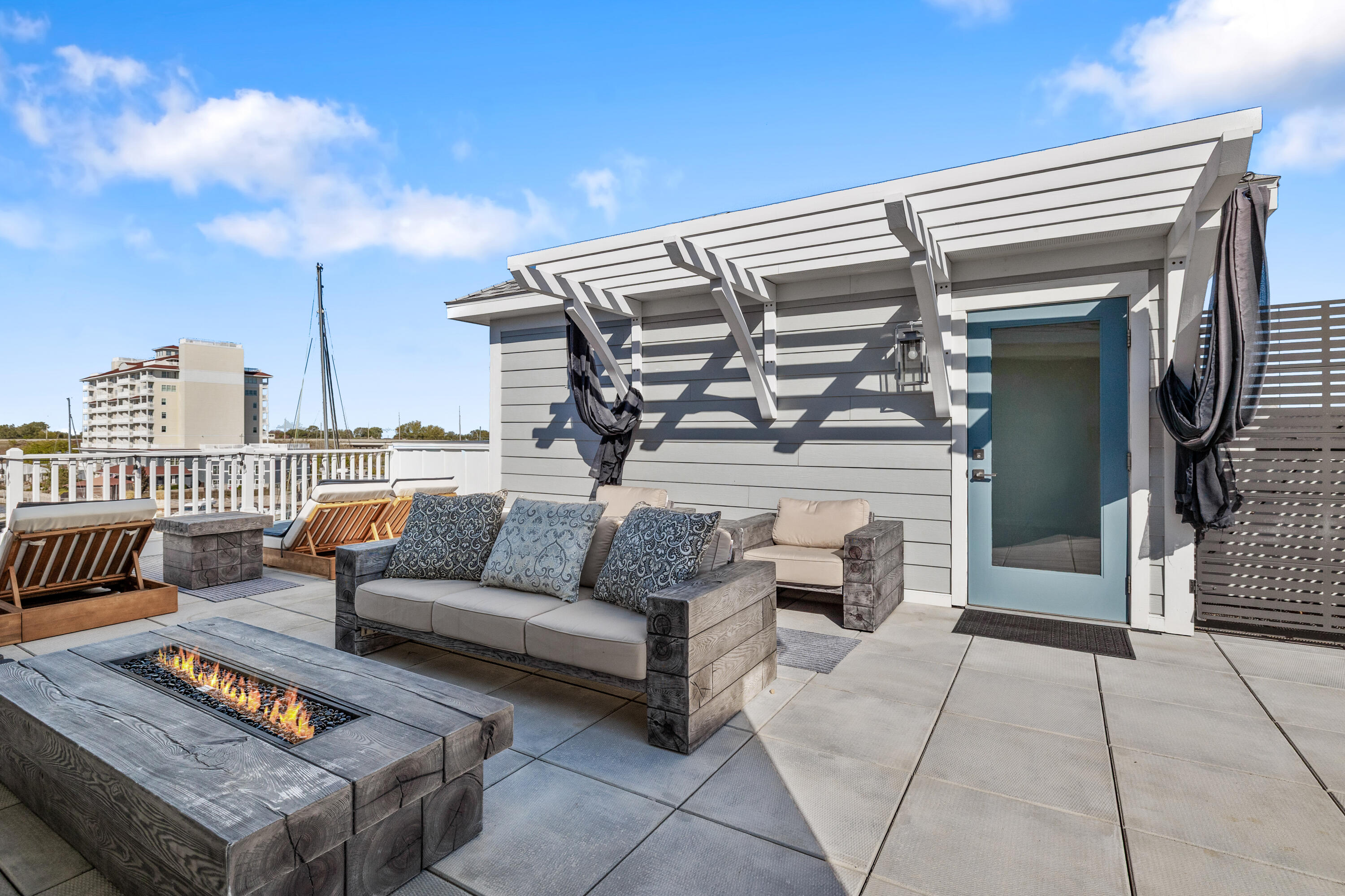 144 Mariners Cove St. Joseph, MI 49085 - Photo 34 of 49 063-EK2A8893