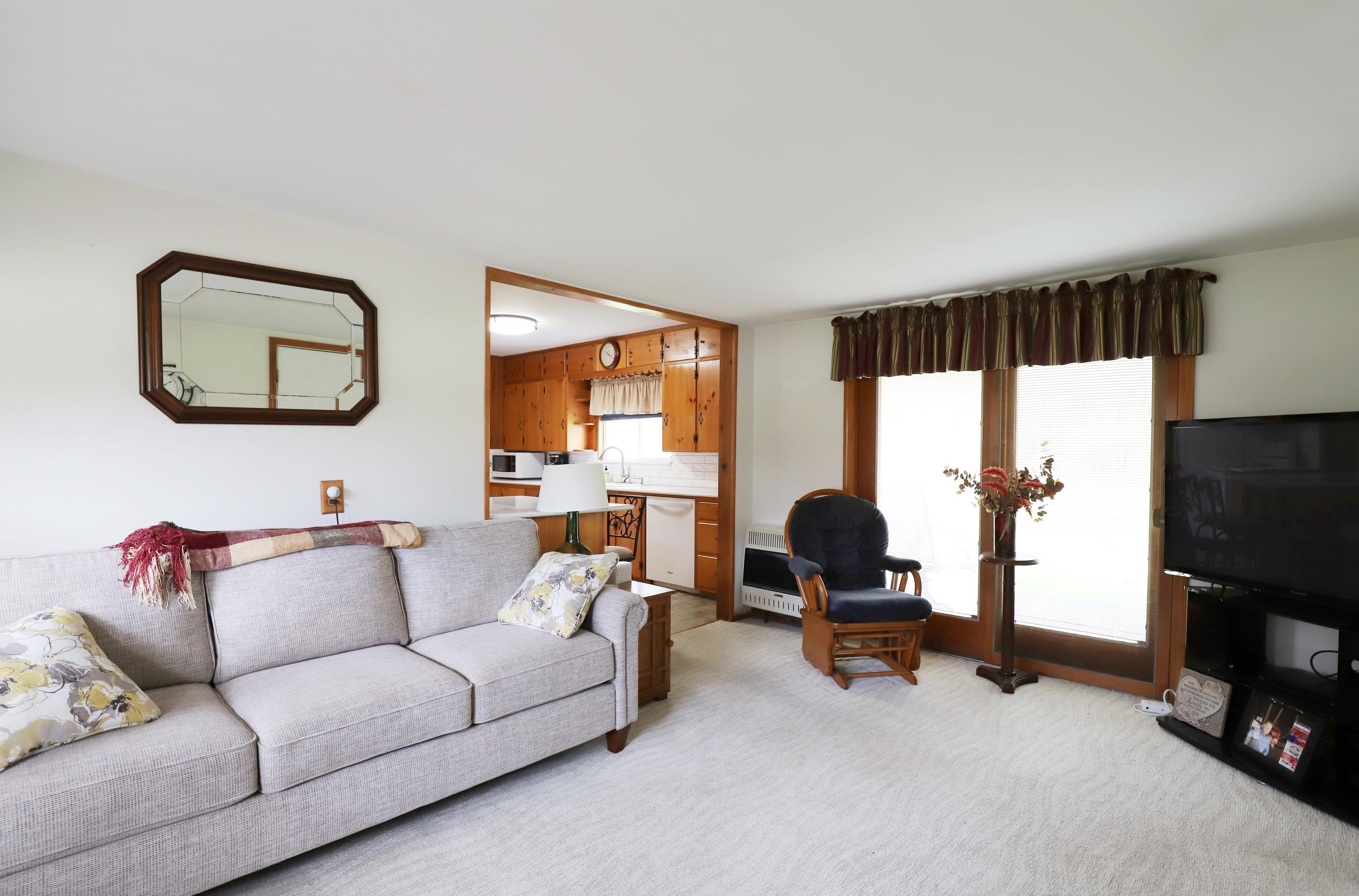 5444 West Wilson Road Clio, MI 48420 - Photo 4 of 29 50139821-b6561cfb-60f1-410c-beb4-b0843efbfbe4.JPG
