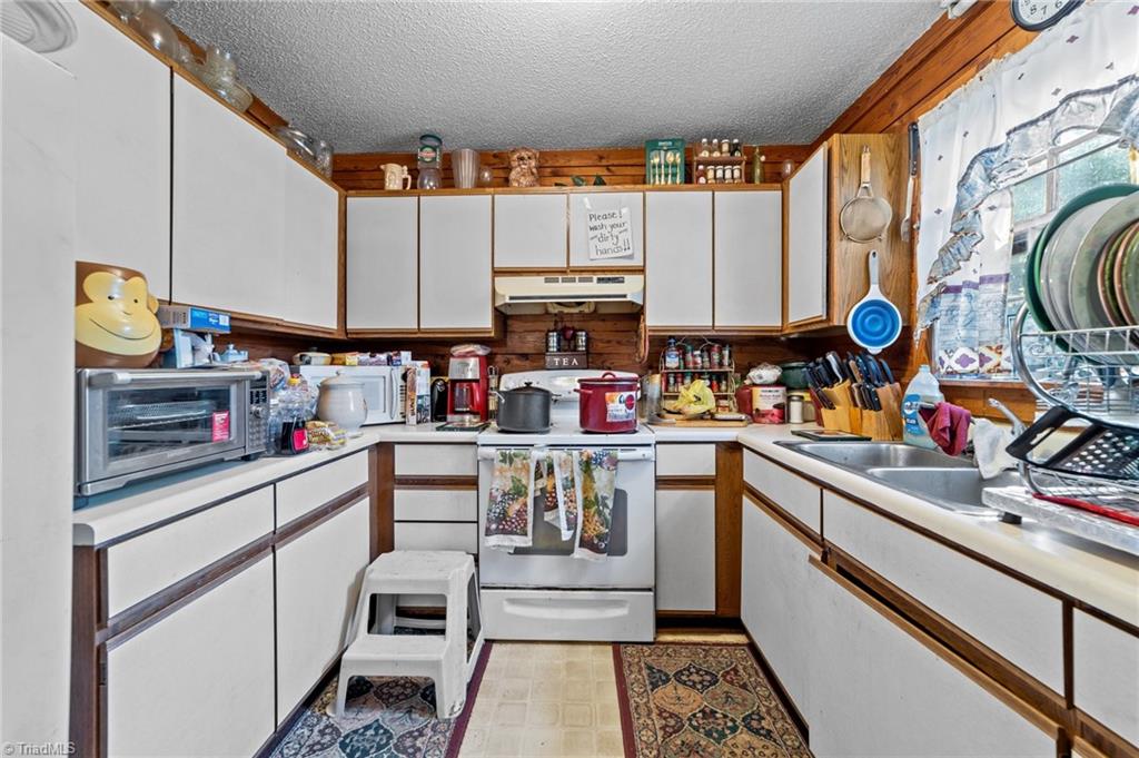 1952 Benaja Road Reidsville, NC 27320 - Photo 6 of 21 Gallery Image 6