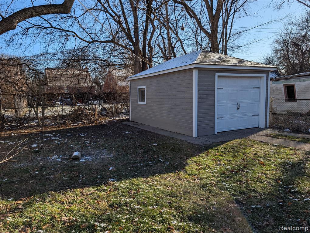 16734 Rutherford Street Detroit, MI 48235 - Photo 5 of 24