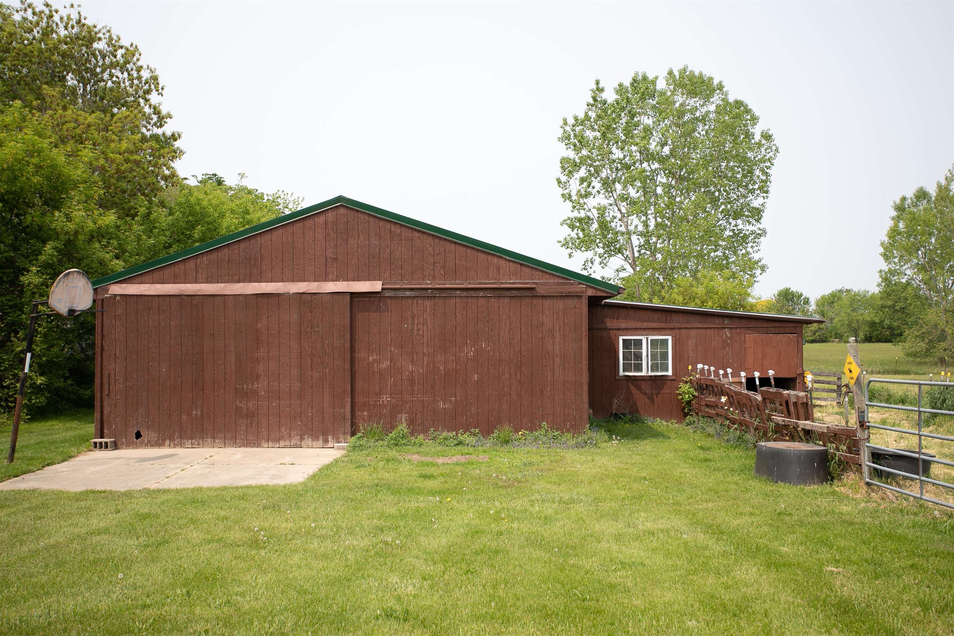 11229 Pittsburg Road Durand, MI 48429 - Photo 46 of 82