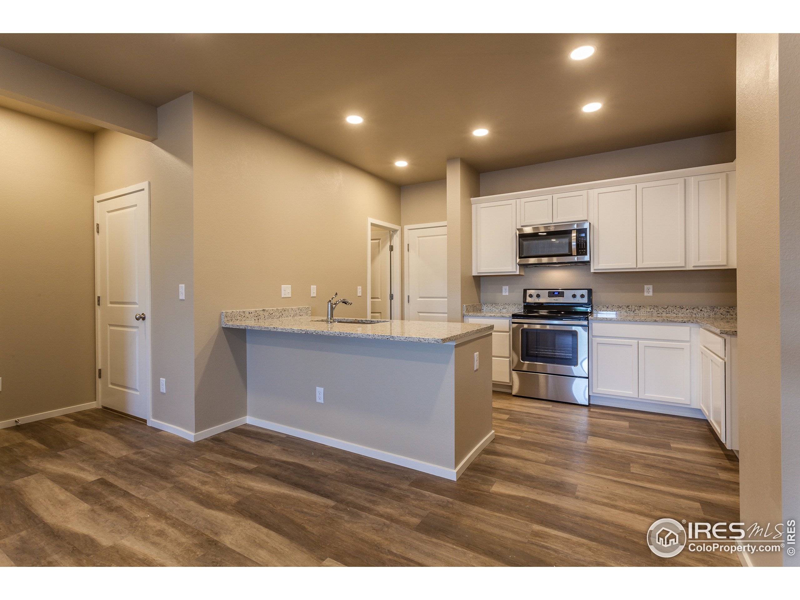 6601 4th St Road, Unit 3 Greeley, CO 80634 - Photo 7 of 28 Gallery Image 7