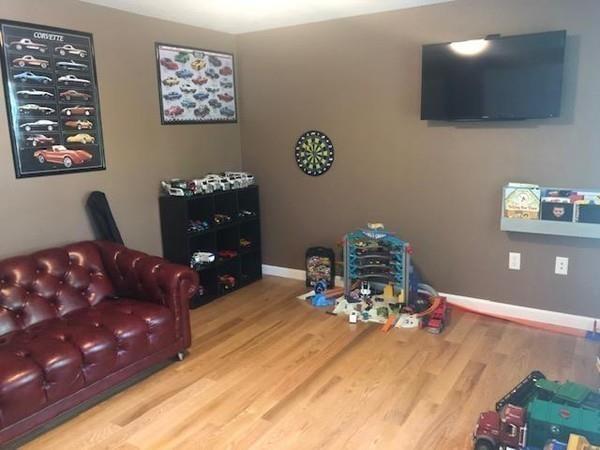 161 Union Road Wales, MA 01081 - Photo 18 of 34