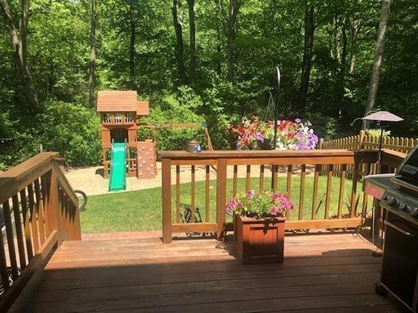 161 Union Road Wales, MA 01081 - Photo 23 of 34