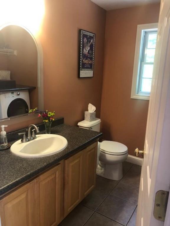 161 Union Road Wales, MA 01081 - Photo 8 of 34