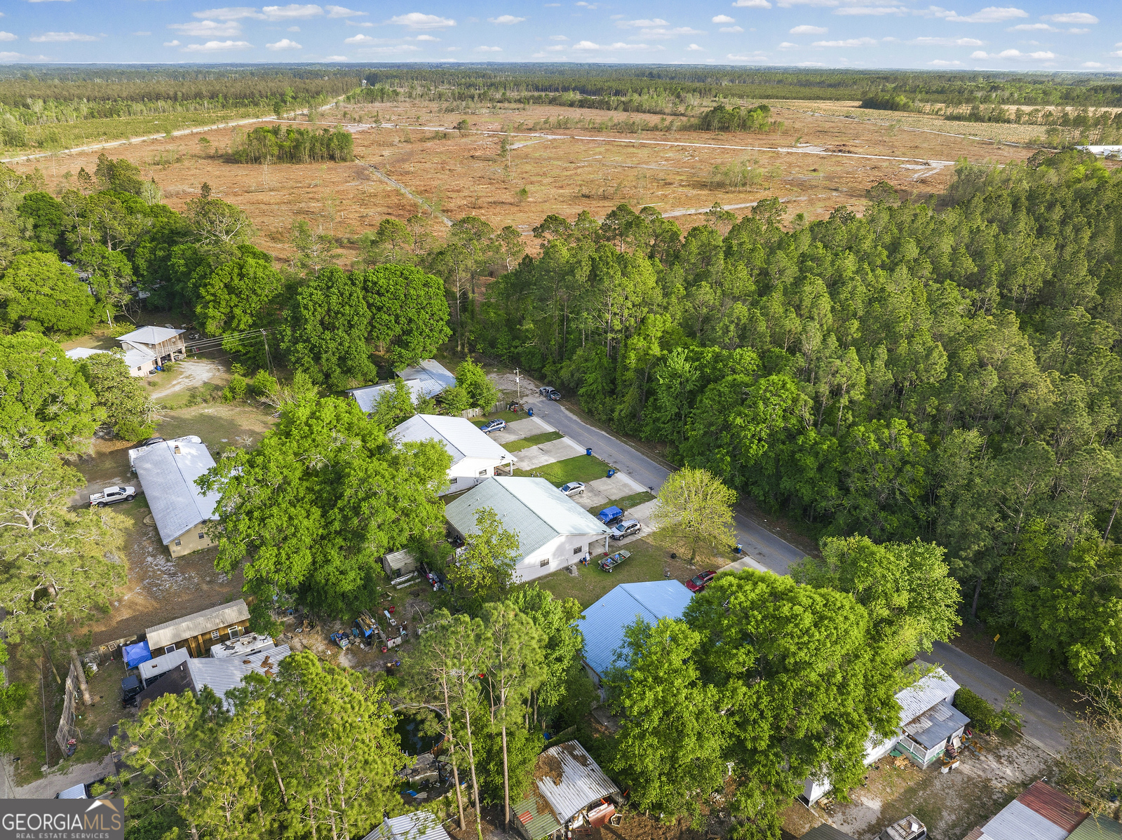 304 Cannon Street Nahunta, GA 31553 - Photo 48 of 51 a view of a city with an ocean view