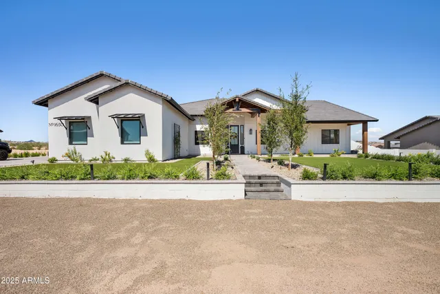 $1,350,000 | 1650 West Lucky Lane, San Tan Valley, AZ 85144