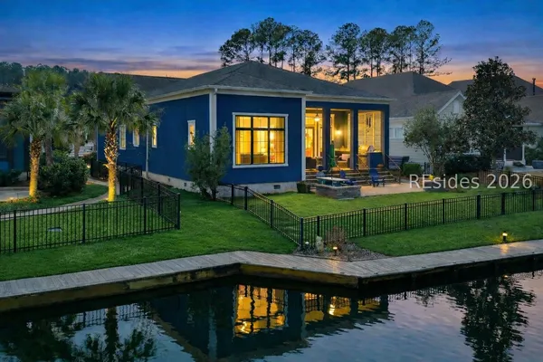 $1,175,000 | 40 Blue Trail Court, Bluffton, SC 29910