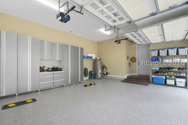 $1,175,000 | 40 Blue Trail Court, Bluffton, SC 29910