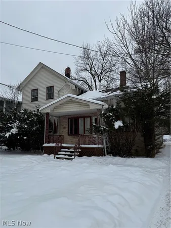 $169,900 | 3829 Lake Avenue, Ashtabula, OH 44004