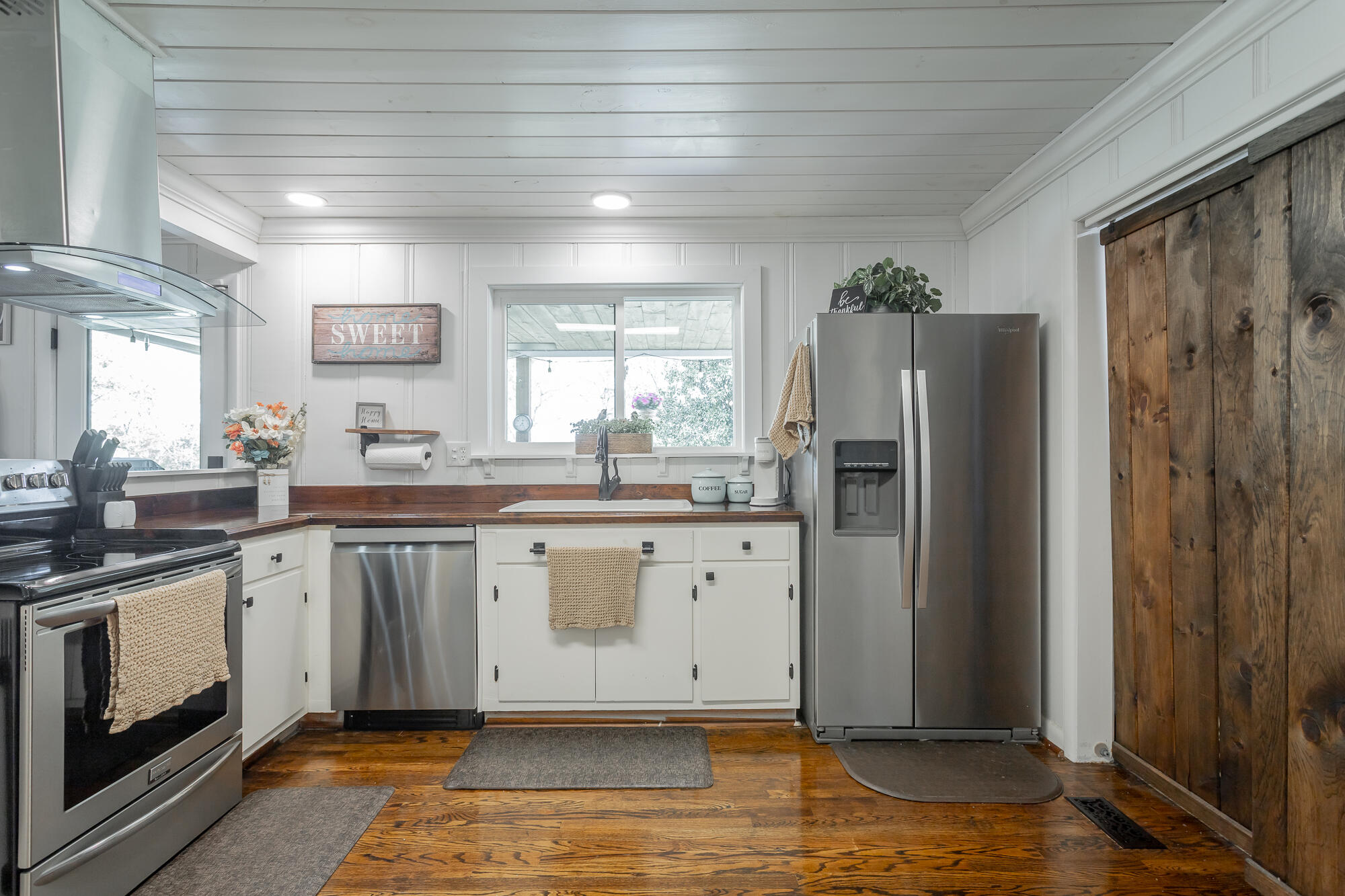 327 Irwin Avenue Decatur, TN 37322 - Photo 18 of 65 327 Irwin Avenue HD-16