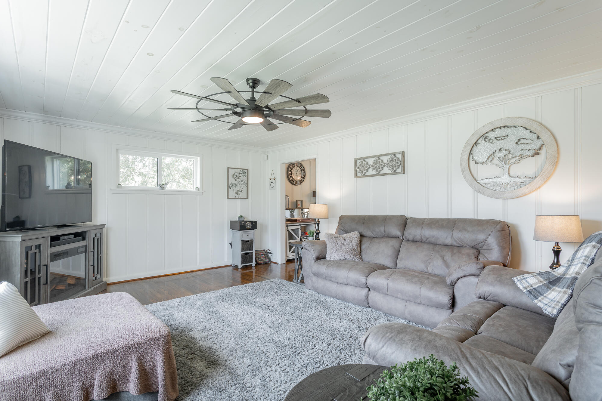 327 Irwin Avenue Decatur, TN 37322 - Photo 27 of 65 327 Irwin Avenue HD-4