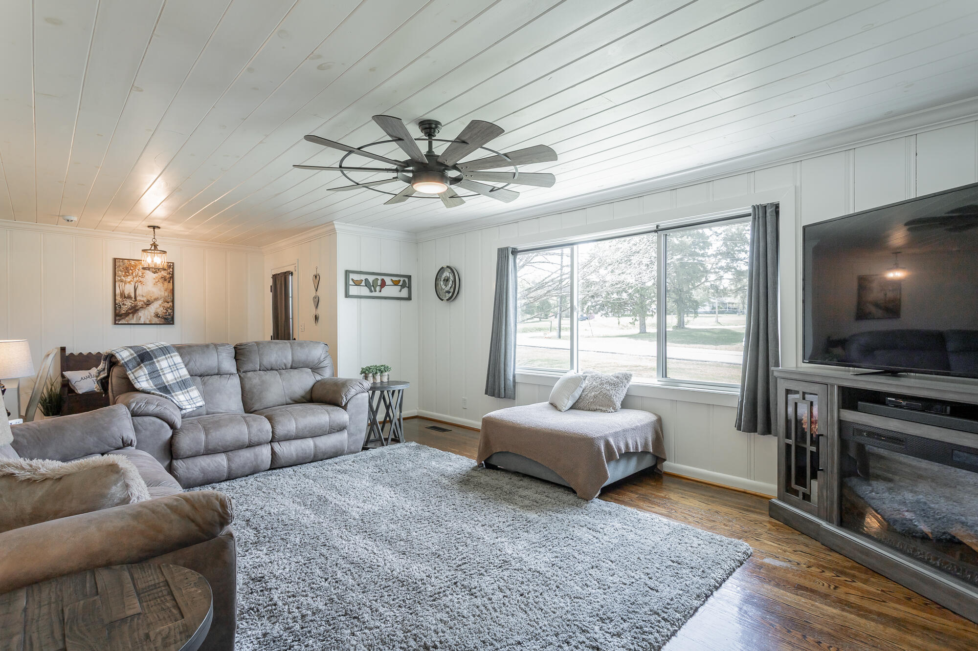 327 Irwin Avenue Decatur, TN 37322 - Photo 29 of 65 327 Irwin Avenue HD-6